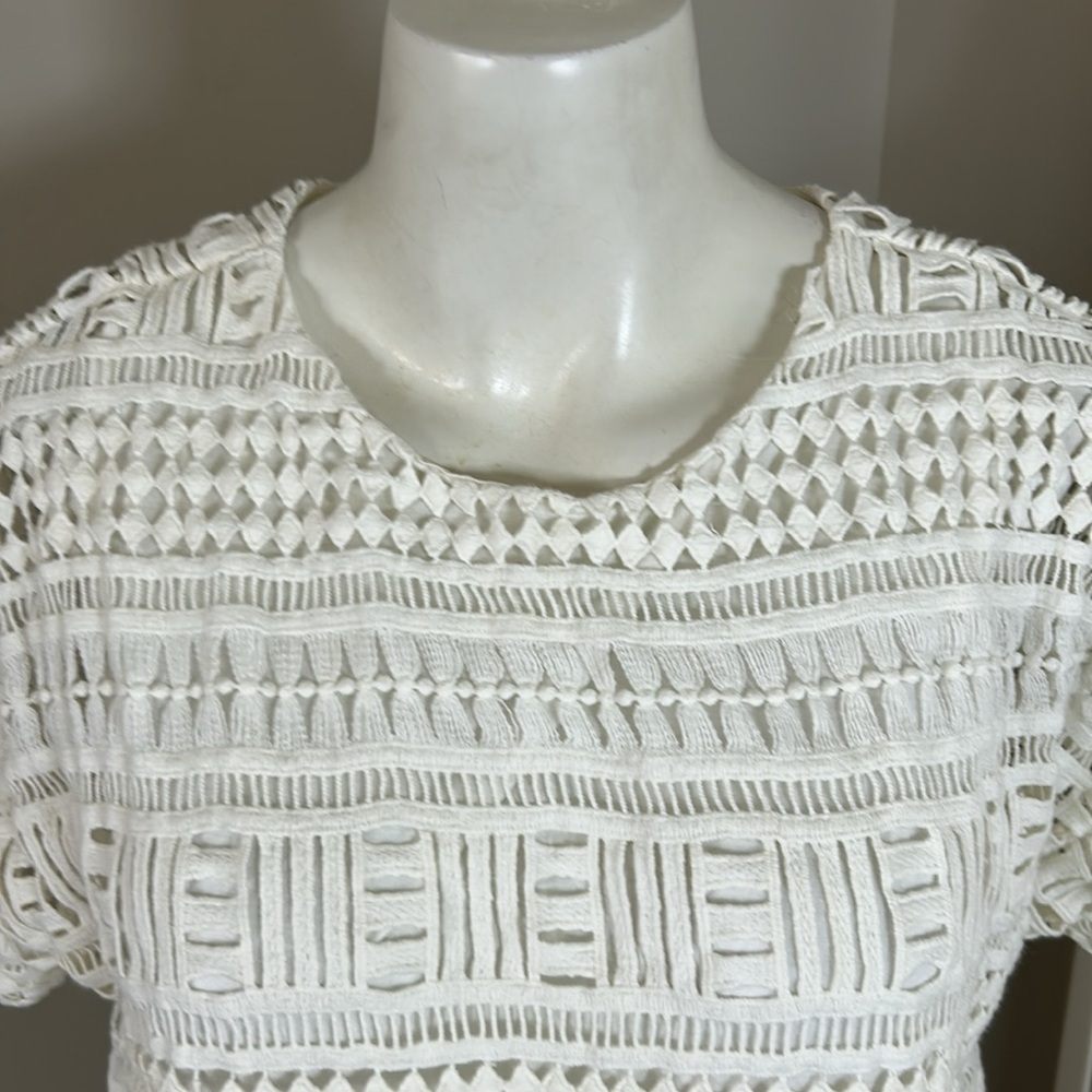 Vince Geometric Lace Crochet Top Short Sleeve Lined Cotton White Career Sz S - Picture 2 of 10